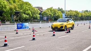 Lex Platform di Mobil Lepas E4: Keunggulan Four More yang Ditawarkan