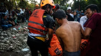 Liburan di Sungai Berujung Duka: Bocah Jember Tewas Kejar Sandal Hanyut