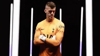 Lionel Mpasi, Kiper Kongo yang Bikin Bintang Inggris Frustrasi di Piala Dunia 2026
