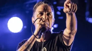 Lou Koller, Vokalis Legendaris Sick of It All, Meninggal Dunia pada Usia 59 Tahun