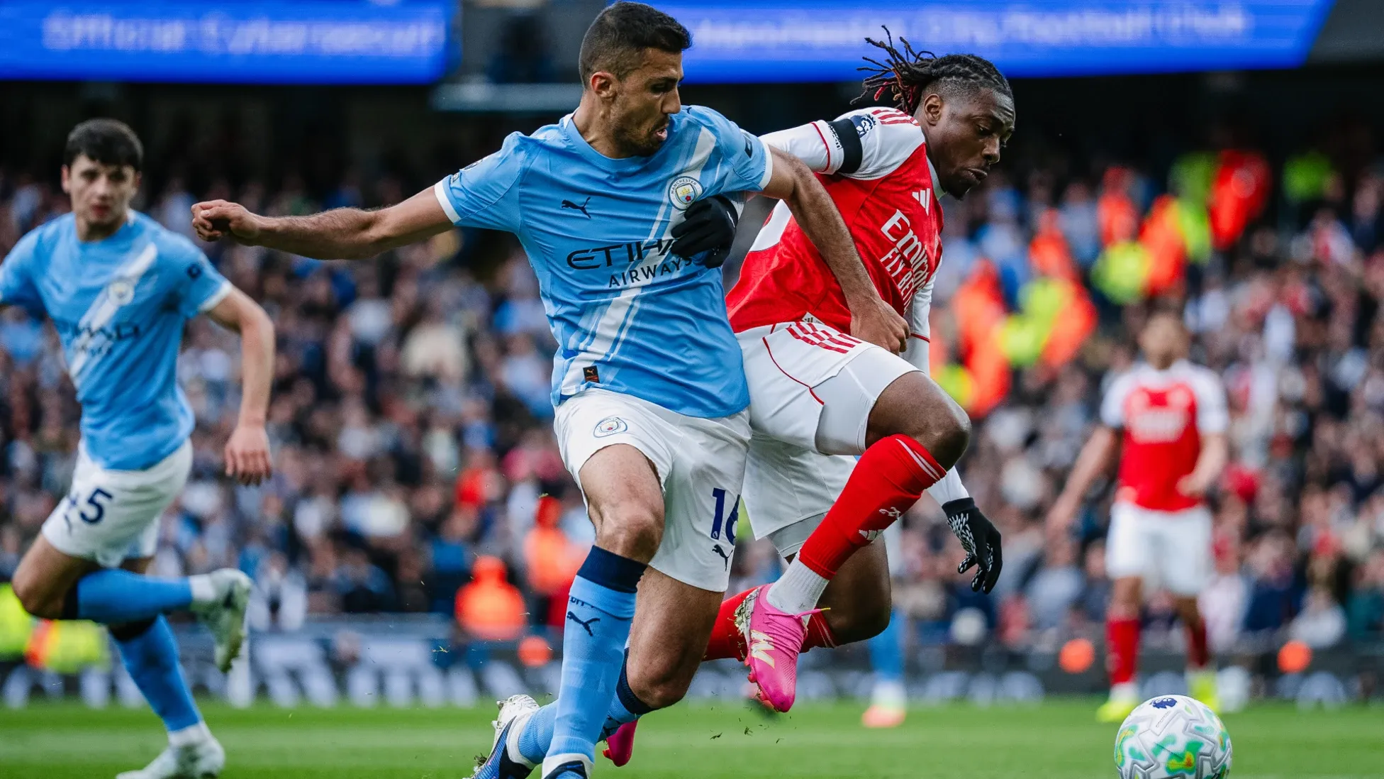 Manchester City Kian Dekat Rekrut Ayyoub Bouaddi, Gelandang Muda Bertangan Dingin