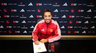Manchester United Resmi Rekrut Youri Tielemans dari Aston Villa