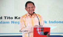 Mendagri Dorong Pemda dan Dekranasda Gali Potensi Kerajinan Lokal