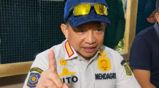 Mendagri Tito Pastikan Pembangunan Jembatan Baru Enang-Enang Tahun Depan