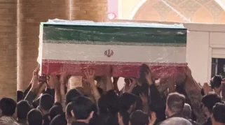Mengantar Khamenei untuk Terakhir Kali: Prosesi Pemakaman Kenegaraan di Iran