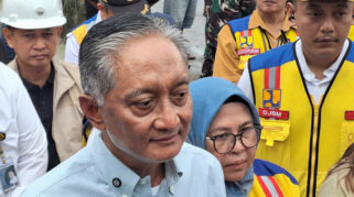 Menteri PU Datangi Jembatan di Aceh yang Dibangun Warga Secara Patungan