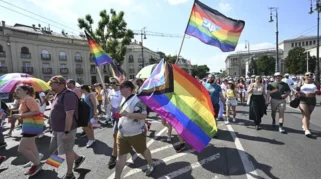 Mobil Tabrak Parade Gay Pride Berlin, 1 Tewas 15 Luka