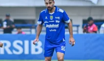 Negosiasi Buntu, Persib dan Bek Timnas Irak Frans Putros Akhiri Kerja Sama