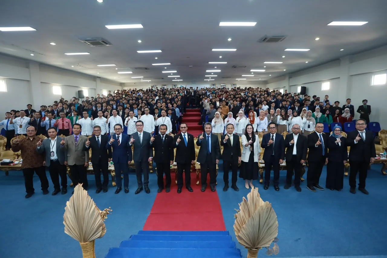 OJK Dorong Mahasiswa Gontor Pahami Risiko Investasi Syariah, Jangan Ikut Tren