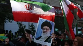 Pemakaman Ayatollah Ali Khamenei Dihadiri Tokoh Agama dari 90 Negara