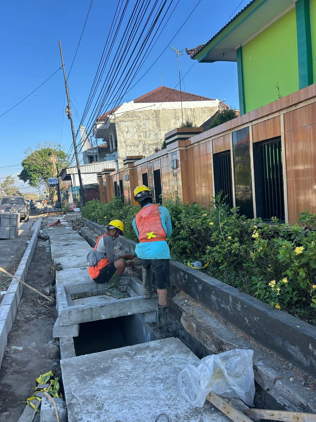 Pemkab Jembrana Pastikan Proyek Pedestrian Terapkan Standar K3