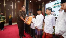 Pemkab Pasuruan dan Kejari Serahkan Akta Wali Asuh untuk 22 Anak Binaan