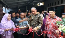 Pemkot Bekasi Resmikan Dua Rumah Hasil Program Rutilahu
