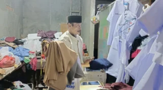 Penjahit Lokal di Way Kanan Bertahan di Tengah Gempuran Produk Pabrikan