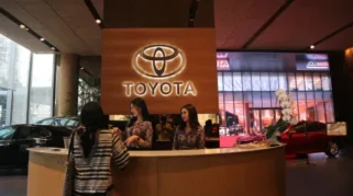 Penjualan Toyota Naik 5 Persen, Prospek Semester II Masih Penuh Tantangan