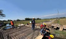 Perbaikan Jembatan Rowogempol Pasuruan Telan Anggaran Rp180 Juta, Progres Capai 50 Persen