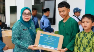 Peringatan HKG PKK di Batam Diisi Bakti Sosial untuk Lansia dan Anak Terlantar