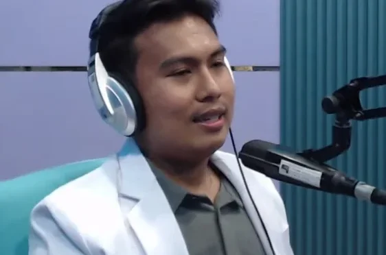 Pertolongan Pertama Gigi Copot Akibat Benturan: Simpan di Susu