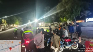 Polisi Situbondo Gelar Patroli Cipta Kondisi Cegah Balap Liar, 12 Pelanggar Ditilang