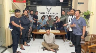 Polisi Tangkap Pria Berinisial FRS yang Pukul Pemotor di Jaksel