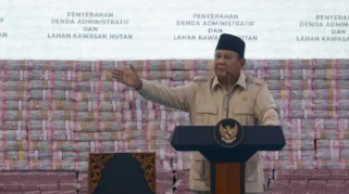 Prabowo Sindir Ramalan Indonesia Collapse: 'Mikir Collapse Terus, Biarin Aja'