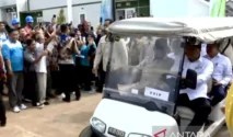 Prabowo Tinjau Rumah Subsidi di Batang Jawa Tengah dan Saksikan Akad Massal KPR
