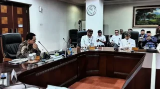 Raja dan Sultan Bali Turun Gunung ke Istana, Tagih Janji Bandara Kubutambahan
