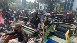 Ratusan Sopir Bentor Mendesak Penundaan Penerapan Malioboro Full Pedestrian