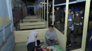 Razia Kafe di Ujong Karang: Bupati Aceh Barat Ancam Segel Tempat Usaha yang Langgar Syariat