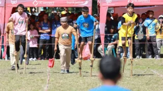 Ribuan Anak-anak Banyuwangi Antusias Ikuti Festival Memengan Tradisional