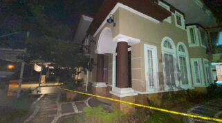 Rumah Jampidsus Febrie Adriansyah di Sentul Masih Terpasang Garis Polisi