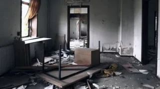 Saat Rumah Tidak Lagi Menjadi Tempat yang Aman