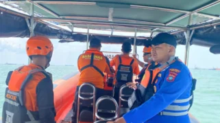 Satpolairud Polres Bintan Selamatkan Nelayan yang Hanyut di Perairan Pulau Putus