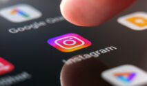 Second Account: Tempat Menjadi Diri Sendiri atau Topeng Baru?