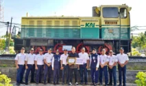 Sigap Bantu Atur Lalu Lintas di JPL 393 Mengkreng Kediri, Aris Susanto Diganjar Penghargaan