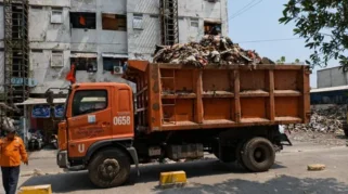 Sudin LH Jakarta Utara Targetkan Tumpukan Sampah di TPS Rusun Waduk Pluit Bersih dalam 10 Hari