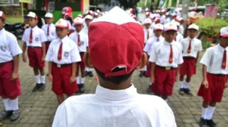 Survei KedaiKOPI: 78,6% Orang Tua Nilai Anak Masuk Sekolah Swasta Jadi Beban Ekonomi