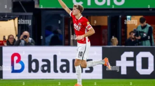 Sven Mijnans Pilih PSV, Tolak Gaji Fantastis dari Ajax