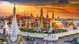 Thailand Tak Lagi Kejar Jumlah Turis, Kini Bidik Wisatawan Gemar Belanja