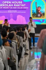 Tinjau Sekolah Rakyat di Jaksel, Pramono-Gus Ipul Sampaikan Harapan kepada Siswa
