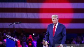 Trump Kembali Nyatakan Greenland Harus Dikuasai AS, Sebabkan Ketegangan dengan NATO
