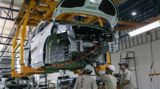 Xpeng Perluas Ekspansi dengan Rencana Pabrik di Amerika dan Recall X9 di China