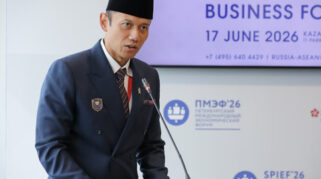 AHY Tegaskan Pentingnya Menjaga Aturan dan Perdamaian di Indonesia Lewat Seni Lukis