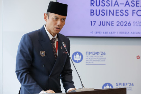 AHY Tegaskan Pentingnya Menjaga Aturan dan Perdamaian di Indonesia Lewat Seni Lukis