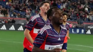 Alhassan Yusuf Cetak Hat-trick, New England Revolution Menang Telak atas DC United