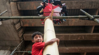 Anak-Anak Cipinang Melayu Semarakkan HUT ke-81 RI dengan Berbagai Perlombaan Tradisional
