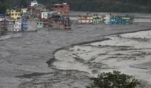 Banjir Bandang di Nepal: Warga Andhra Pradesh Hilang, Bantuan Internasional, dan Dampak pada Infrastruktur Energi