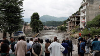 Banjir Bandang di Pegunungan Nepal-Tibet Tewaskan 160 Orang dan Ratusan Hilang