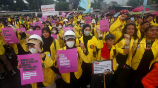 BEM UI Demonstrasi Tolak KKN dan Desak Pemerintah Tetapkan Gempa Flores sebagai Bencana Nasional