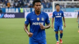 Bikin Bobotoh Heboh! Persib Bandung Goda Nathan Tjoe-A-On, Intip Profil & Peluang Gabung Terkininya